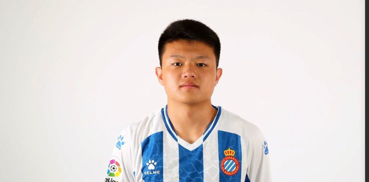 皇冠体育登录入口-德转官宣！杨希本赛季已确定本赛季加盟上港，合同细节首次曝光